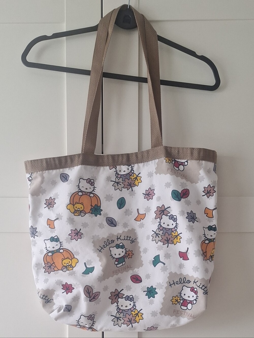 Sanrio Hello Kitty White Tote with Beige Handles and Multicolor Autumn Print